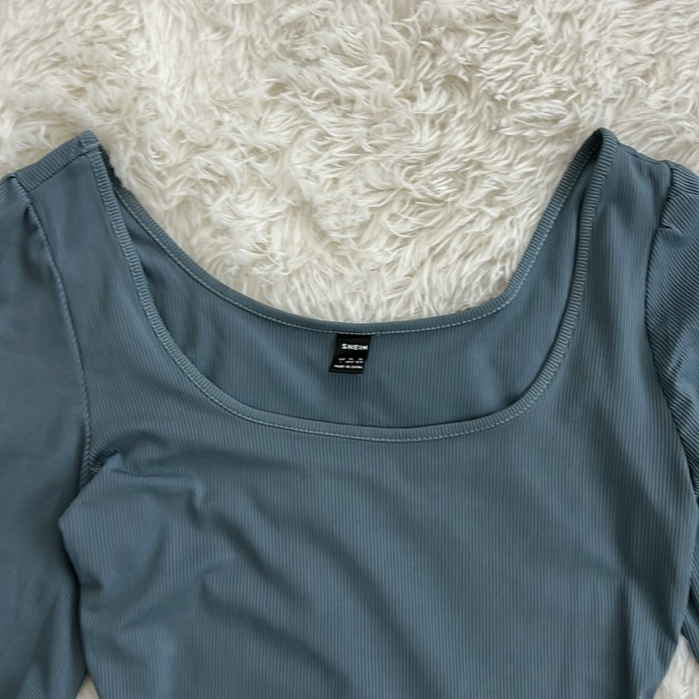 Blue/Gray Crop Top - Picture 2 of 4